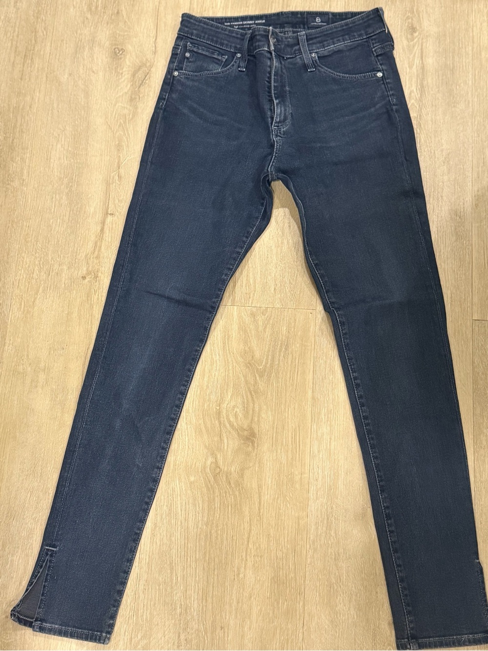 Ag Adriano Goldschmied Women's Skinny Jeans in Dark Blue